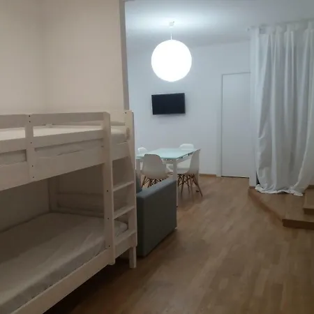 Casa Caterina アパート ノーリ